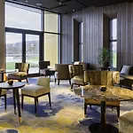 Western Restaurant Les Humanistes Proche Route Des Vins 4*