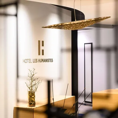 Western Restaurant Les Humanistes Proche Route Des Vins Hotel 4*