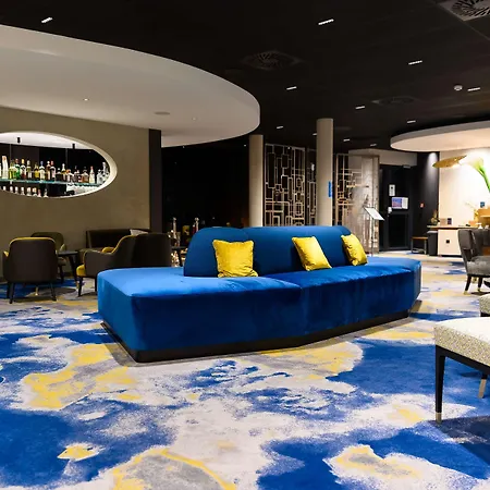 Hotel Western & Restaurant Les Humanistes Colmar Nord 4*