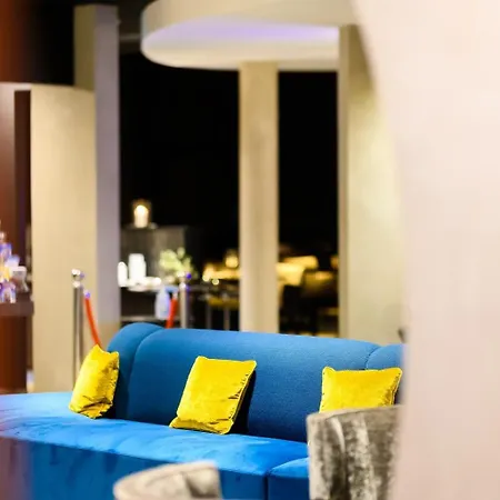 Western Restaurant Les Humanistes Proche Route Des Vins 酒店 4*