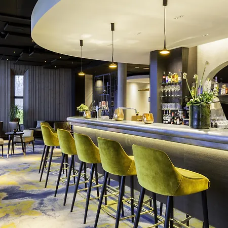 Western Restaurant Les Humanistes Proche Route Des Vins 酒店 塞莱斯塔