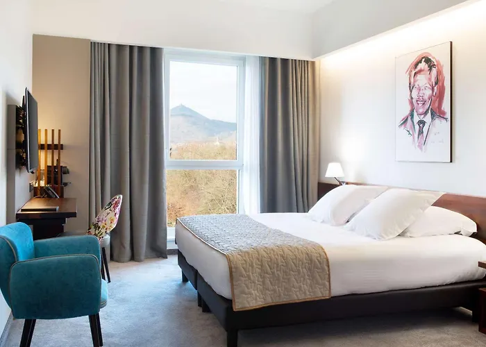 Western Restaurant Les Humanistes Proche Route Des Vins