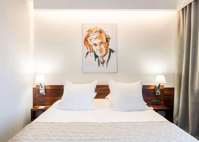 Western Restaurant Les Humanistes Proche Route Des Vins