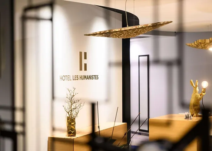 Western Restaurant Les Humanistes Proche Route Des Vins Hotel 4*