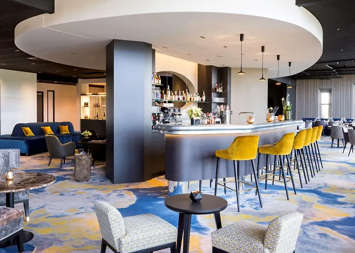 Western Restaurant Les Humanistes Proche Route Des Vins Sélestat