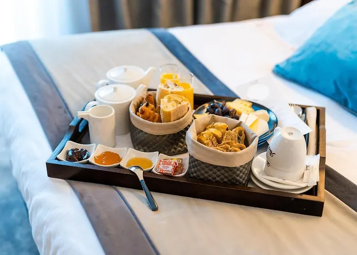 Hotel Western Restaurant Les Humanistes Proche Route Des Vins