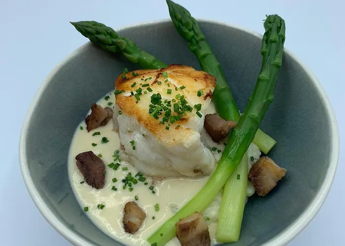 Western Restaurant Les Humanistes Proche Route Des Vins 4*