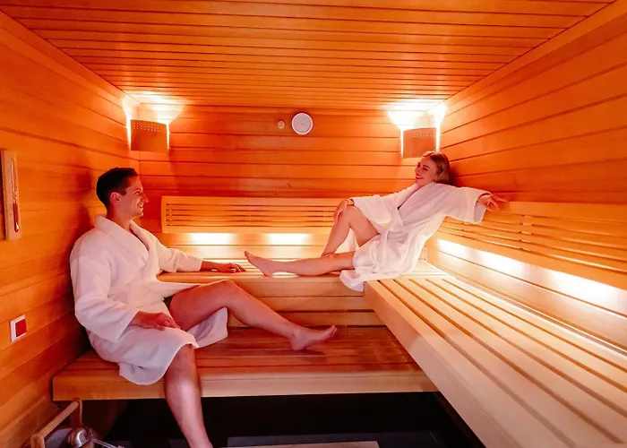 Hotel Western Restaurant Les Humanistes Proche Route Des Vins 4*