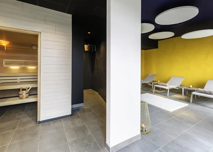 Western Restaurant Les Humanistes Proche Route Des Vins Hotel 4*