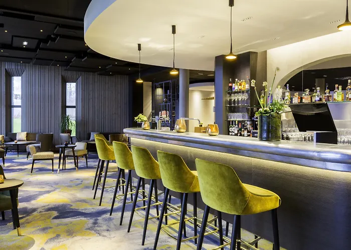 Western Restaurant Les Humanistes Proche Route Des Vins Hotel Sélestat