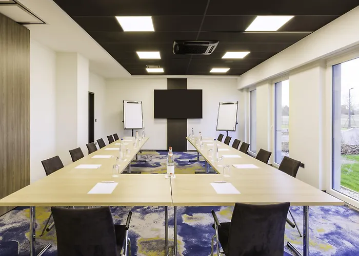 Western Restaurant Les Humanistes Proche Route Des Vins Hotel Sélestat